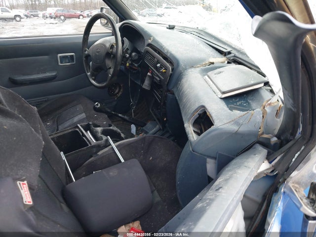 44430355 :رقم المزاد ، 1N6SD11S8SC409929 vin ، 1995 Nissan Truck E/xe مزاد بيع