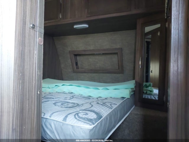 Coachmen Other 2018 5ZT2CXVB0JF012990 Image 5