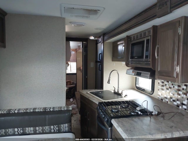 Coachmen Other 2018 5ZT2CXVB0JF012990 Image 7