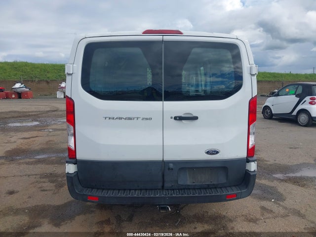1FTYR1ZM4KKA89034 Ford Transit-250