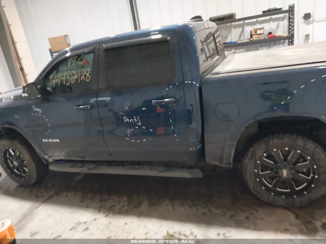 1C6SRFFT9MN526503 RAM 1500 Big Horn 4x4 5&#039;7 Box