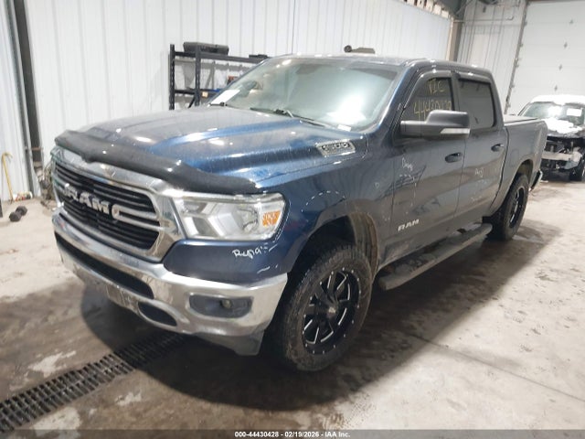 1C6SRFFT9MN526503 RAM 1500 Big Horn 4x4 5&#039;7 Box