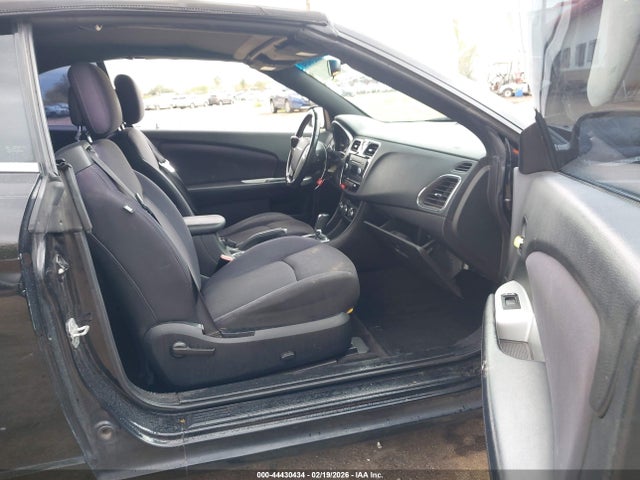 Продаж на аукціоні авто 2013 Chrysler 200 Touring, vin: 1C3BCBEBXDN511931, номер лоту: 44430434