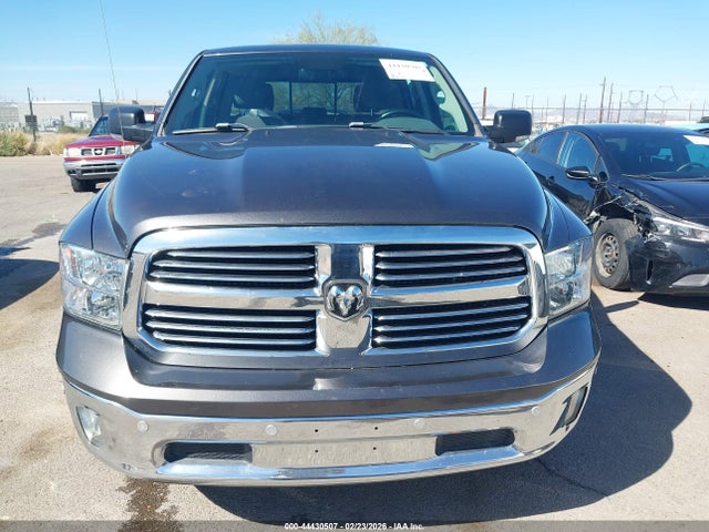 44430507 :رقم المزاد ، 1C6RR7TT7HS680336 vin ، 2017 Ram 1500 Big Horn  4x4 6'4 Box مزاد بيع