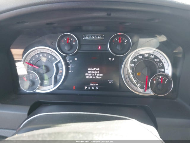 44430507 :رقم المزاد ، 1C6RR7TT7HS680336 vin ، 2017 Ram 1500 Big Horn  4x4 6'4 Box مزاد بيع