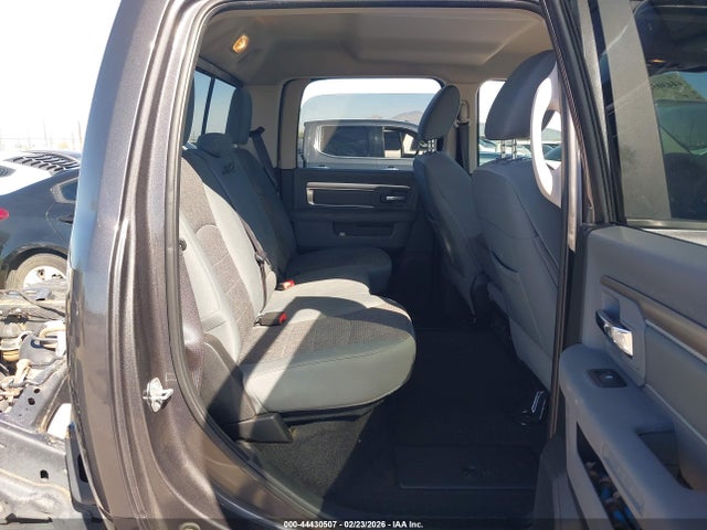 44430507 :رقم المزاد ، 1C6RR7TT7HS680336 vin ، 2017 Ram 1500 Big Horn  4x4 6'4 Box مزاد بيع