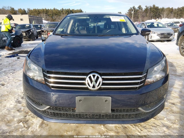 44430514 :رقم المزاد ، 1VWBT7A33EC030615 vin ، 2014 Volkswagen Passat 1.8t Se مزاد بيع