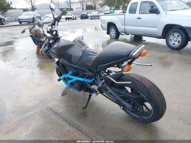 Yamaha Fz09 C 2015 JYARN33Y0FA001322 Image 3