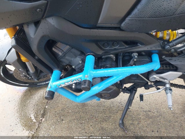 Yamaha Fz09 C 2015 JYARN33Y0FA001322 Image 9