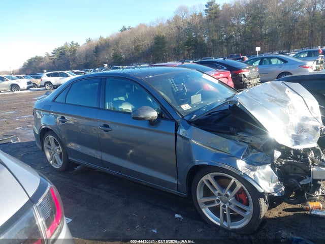 Aukcja sprzedaży 2018 Audi A3 2.0t Premium/2.0t Tech Premium, vin: WAUB8GFF5J1002180, numer aukcji: 44430521