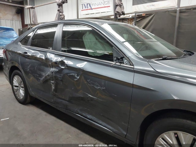 3VWC57BU6LM090924 Volkswagen Jetta 1.4t R-line/1.4t S/1.4t Se