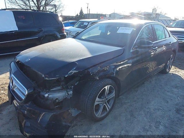 44430543 :رقم المزاد ، WDDZF4KB4KA624060 vin ، 2019 Mercedes-benz E 300 4matic مزاد بيع