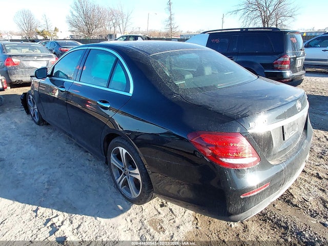 44430543 :رقم المزاد ، WDDZF4KB4KA624060 vin ، 2019 Mercedes-benz E 300 4matic مزاد بيع