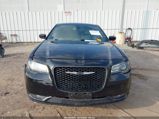 Aukcja sprzedaży 2017 Chrysler 300 300s, vin: 2C3CCABG0HH647045, numer aukcji: 44430579