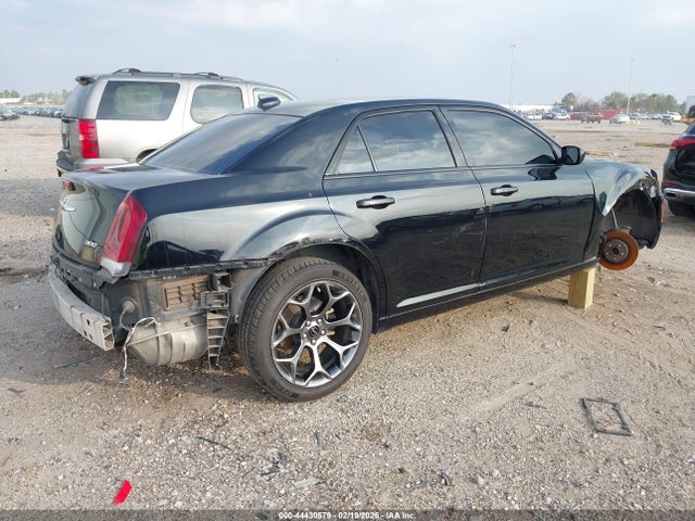 Aukcja sprzedaży 2017 Chrysler 300 300s, vin: 2C3CCABG0HH647045, numer aukcji: 44430579