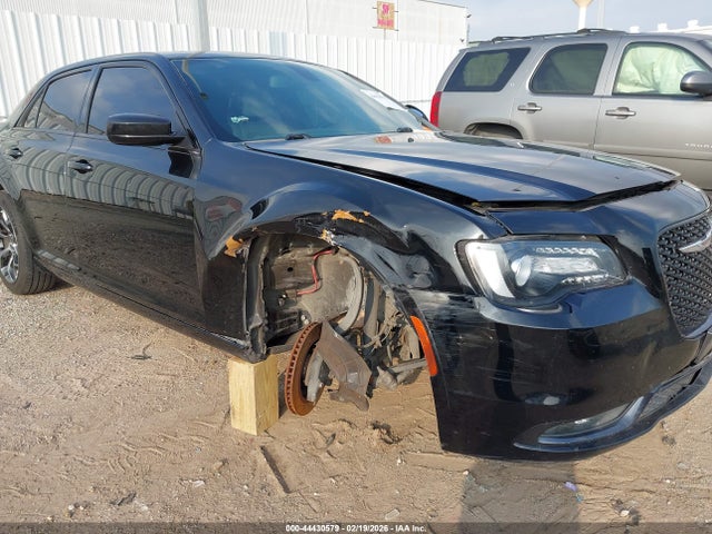 Aukcja sprzedaży 2017 Chrysler 300 300s, vin: 2C3CCABG0HH647045, numer aukcji: 44430579