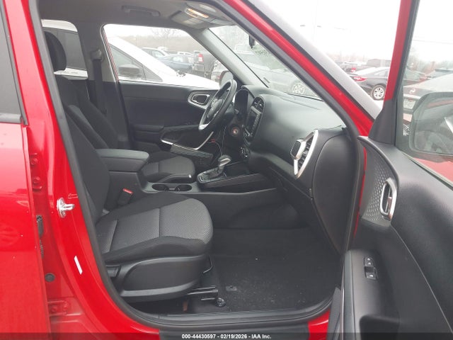 KNDJ23AU4R7234051 KIA SOUL LX