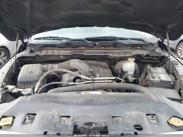 44430601 :رقم المزاد ، 1C6RR7TT0KS551250 vin ، 2019 Ram 1500 Classic Slt  4x4 6'4 Box مزاد بيع