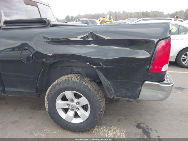 44430601 :رقم المزاد ، 1C6RR7TT0KS551250 vin ، 2019 Ram 1500 Classic Slt  4x4 6'4 Box مزاد بيع