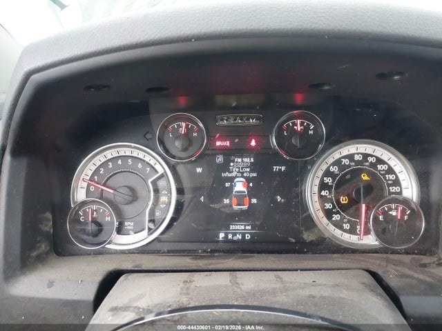 44430601 :رقم المزاد ، 1C6RR7TT0KS551250 vin ، 2019 Ram 1500 Classic Slt  4x4 6'4 Box مزاد بيع