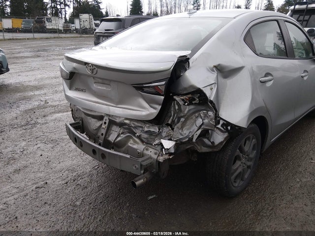 3MYDLBYV9KY510801 Toyota YARIS LE