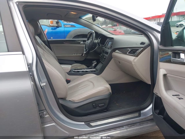 Продажа на аукционе авто 2015 Hyundai Sonata Limited, vin: 5NPE34AF6FH018697, номер лота: 44430641
