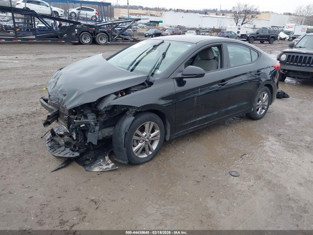 5NPD84LF8HH188332 Hyundai ELANTRA SE