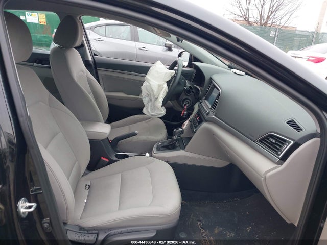 5NPD84LF8HH188332 Hyundai ELANTRA SE