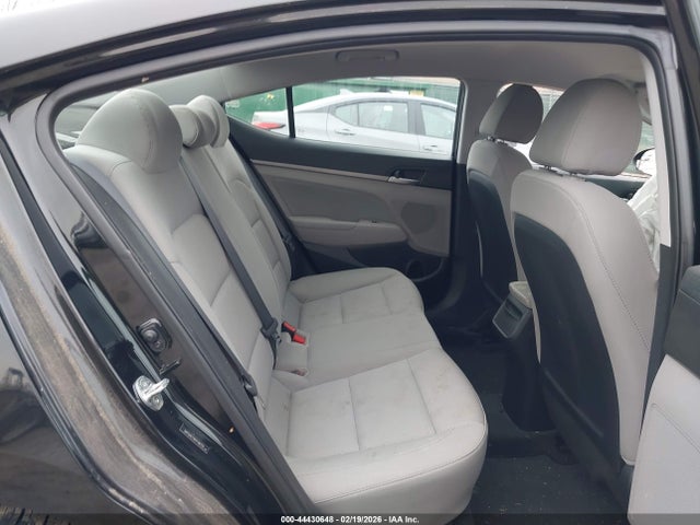 5NPD84LF8HH188332 Hyundai ELANTRA SE