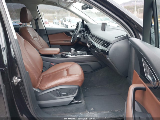 2018 AUDI Q7 WA1LAAF73JD051727 Photo 4