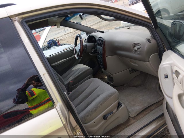 Продажа на аукционе авто 2004 Chrysler Town & Country Lx, vin: 2C8GP44R54R591706, номер лота: 44430717