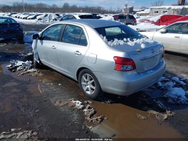 2007 TOYOTA YARIS JTDBT903571084366 Photo 2