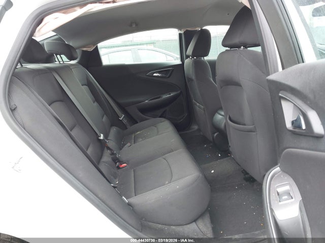 1G1ZG5ST8MF036540 Chevrolet Malibu Fwd Rs