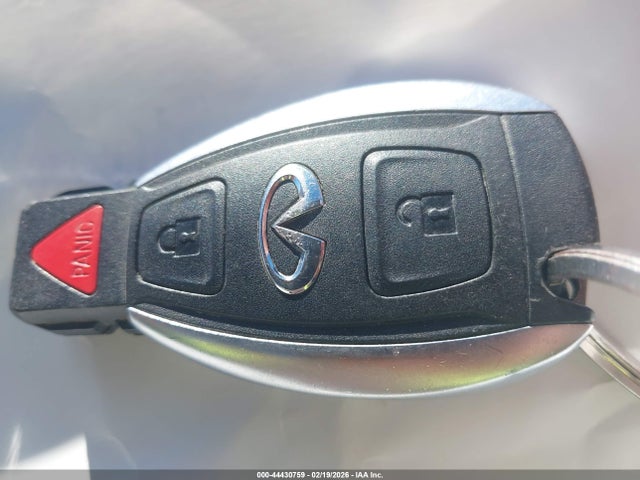 SJKCH5CR1JA046264 Infiniti Qx30 Premium