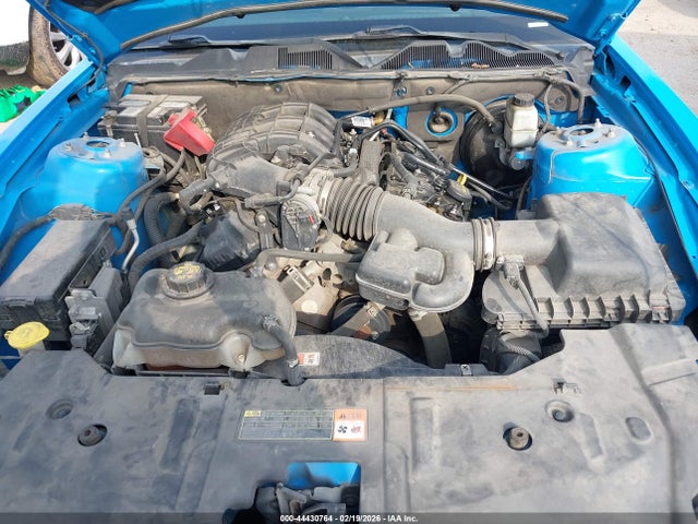 2013 Ford Mustang V6 მანქანა იყიდება აუქციონზე, vin: 1ZVBP8AM2D5261432, აუქციონის ნომერი: 44430764