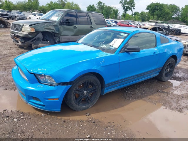 2013 Ford Mustang V6 მანქანა იყიდება აუქციონზე, vin: 1ZVBP8AM2D5261432, აუქციონის ნომერი: 44430764
