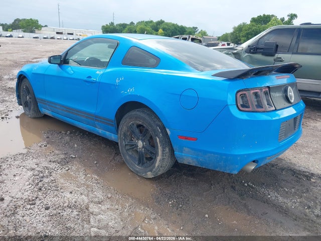 2013 Ford Mustang V6 მანქანა იყიდება აუქციონზე, vin: 1ZVBP8AM2D5261432, აუქციონის ნომერი: 44430764