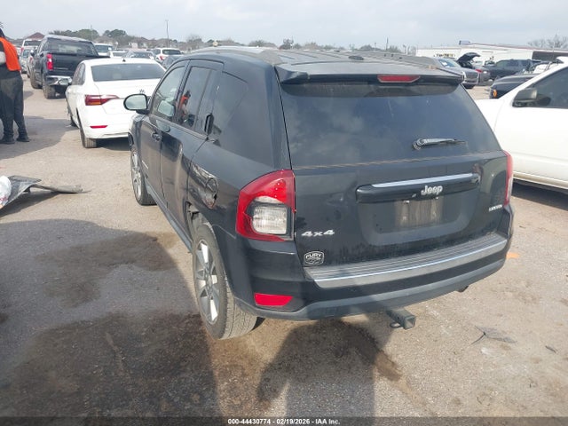 2014 JEEP COMPASS 1C4NJDCB2ED734789 Photo 2