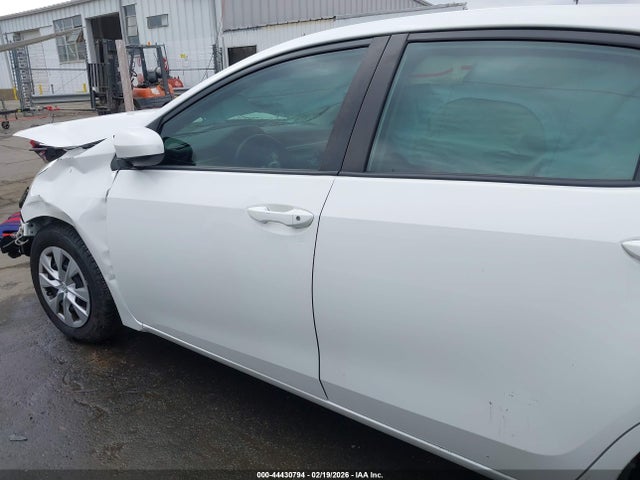 44430794 :رقم المزاد ، 2T1BURHE7FC289104 vin ، 2015 Toyota Corolla L مزاد بيع