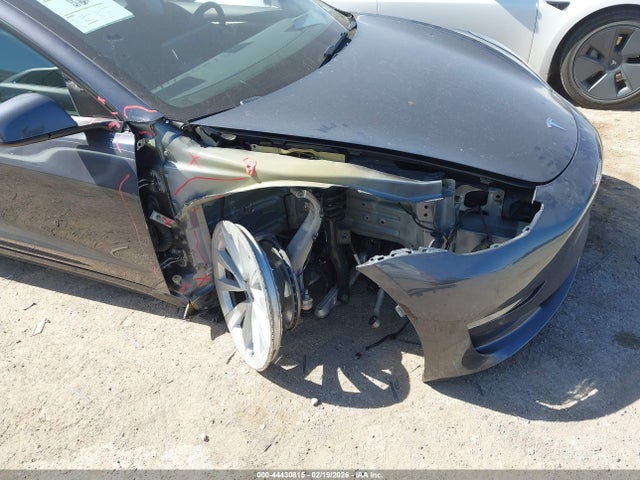 Продаж на аукціоні авто 2023 Tesla Model 3 Long Range Dual Motor All-wheel Drive, vin: 5YJ3E1EB5PF711056, номер лоту: 44430815