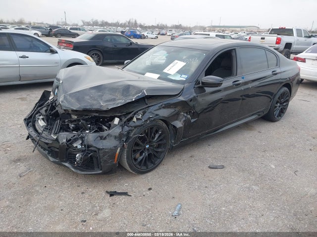 2022 BMW 750 WBA7U2C01NCH71843 Photo 1