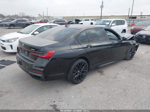 2022 BMW 750 WBA7U2C01NCH71843 Photo 3