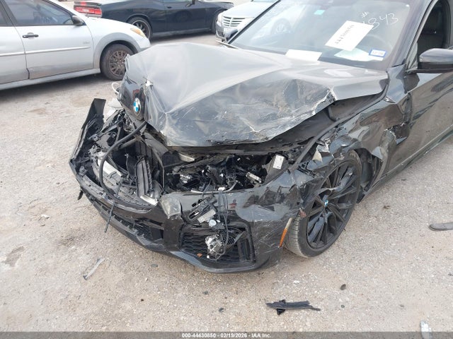 2022 BMW 750 WBA7U2C01NCH71843 Photo 5