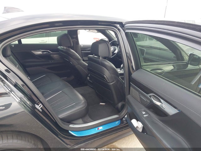2022 BMW 750 WBA7U2C01NCH71843 Photo 7
