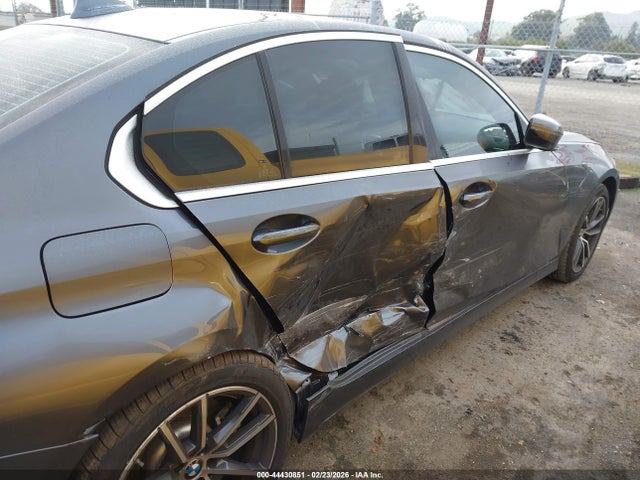 Aukcja sprzedaży 2021 Bmw 330i, vin: 3MW5R1J00M8C16973, numer aukcji: 44430851