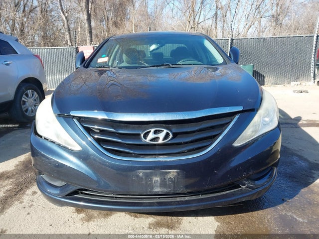 44430916 :رقم المزاد ، 5NPEB4ACXCH328789 vin ، 2012 Hyundai Sonata Gls مزاد بيع