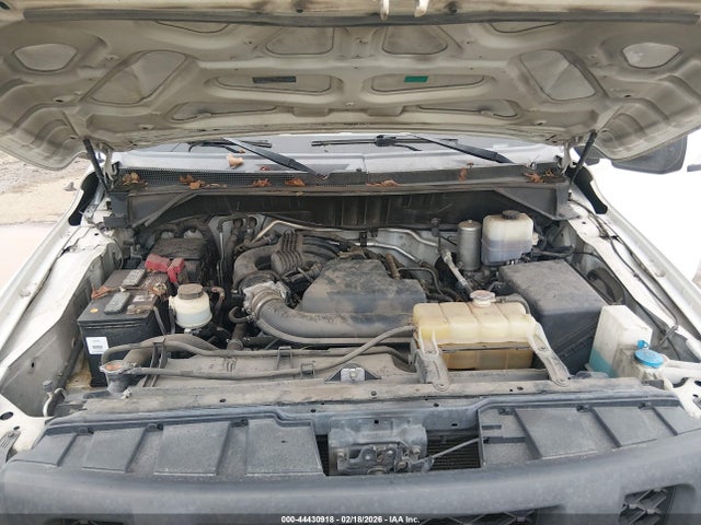 1N6BF0KM3HN801699 Nissan Nv Cargo Nv1500 S V6