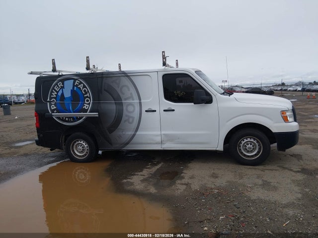 1N6BF0KM3HN801699 Nissan Nv Cargo Nv1500 S V6