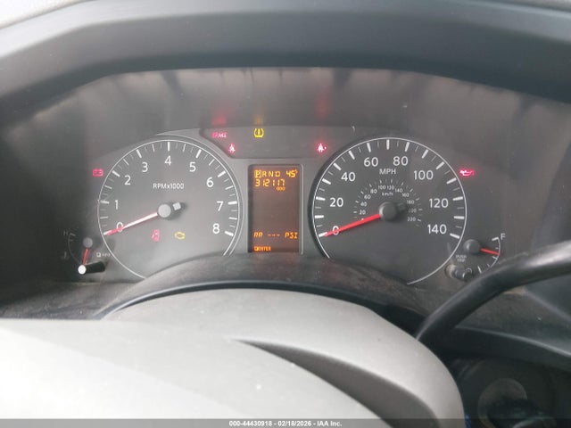 1N6BF0KM3HN801699 Nissan Nv Cargo Nv1500 S V6