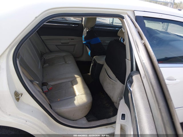 2007 Chrysler 300 Touring მანქანა იყიდება აუქციონზე, vin: 2C3KA53G67H608563, აუქციონის ნომერი: 44430933